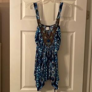 Venus handkerchief hemline tank top size XL never worn